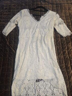 White Lace V-Neck Women’s Dress
